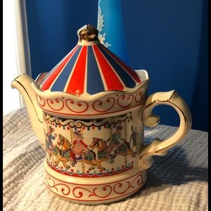 Sadler Edwardian entertainments carousel TEAPOT